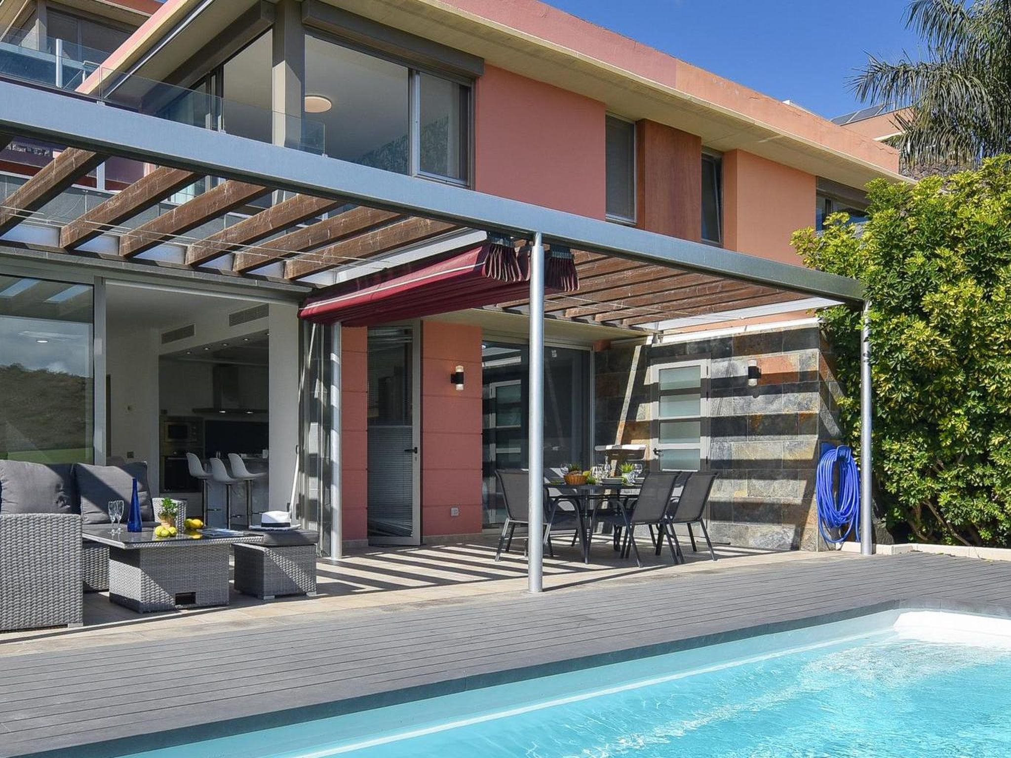 Photo of Los Dragos 13