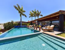 Canela: Vrijstaande villa met privézwembad aan de golfbaan in Maspalomas - thumbnail 1