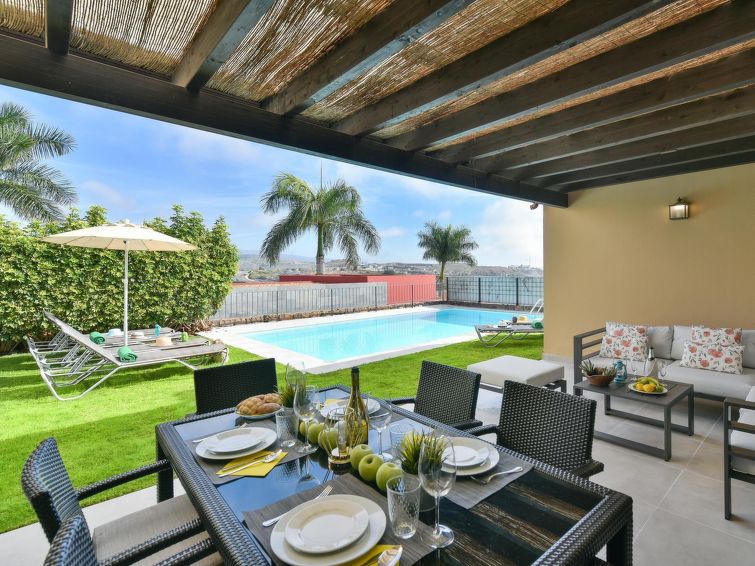 Search and Stay destination San Bartolomé de Tirajana, CN - Spain from AU$ 433. Tipo 3 dormitorios