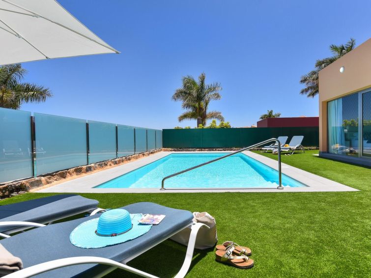 Search and Stay destination San Bartolomé de Tirajana, CN - Spain from AU$ 523. Villa