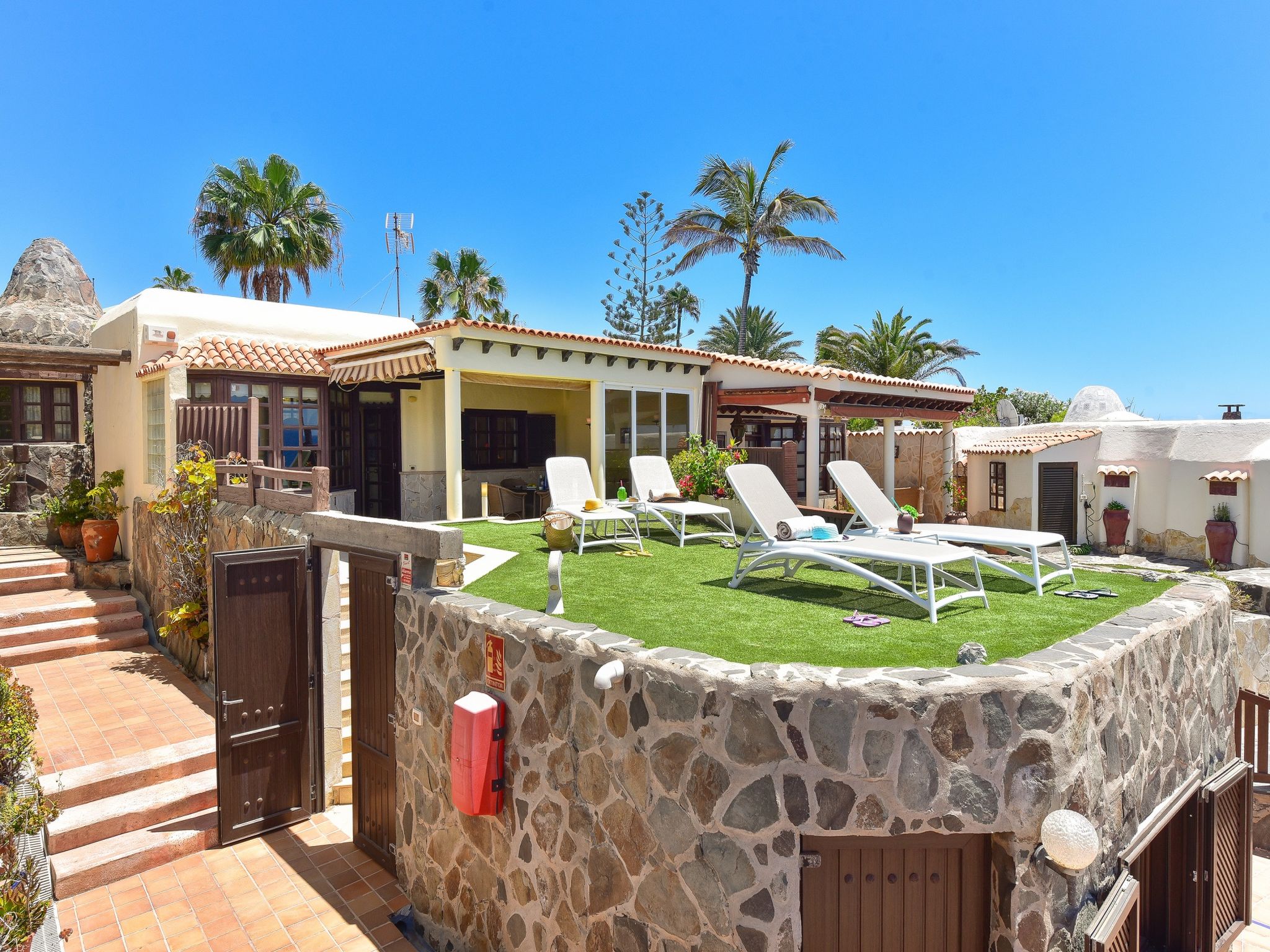 Photo of Roca del Mar