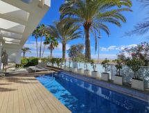 Oasis Serenity: Luxe strandvilla met verwarmd zwembad in Maspalomas - thumbnail 6