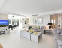 Oasis Serenity: Luxe strandvilla met verwarmd zwembad in Maspalomas - thumbnail 2