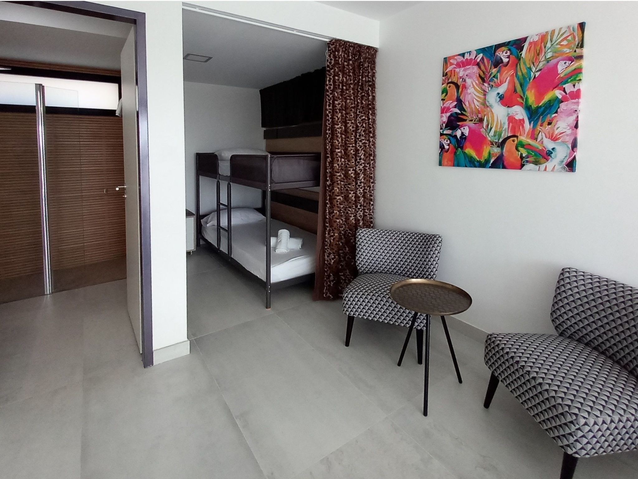 Geräumige Villa, beheizter Pool und atemberaubende Aussicht-Image-tags.info