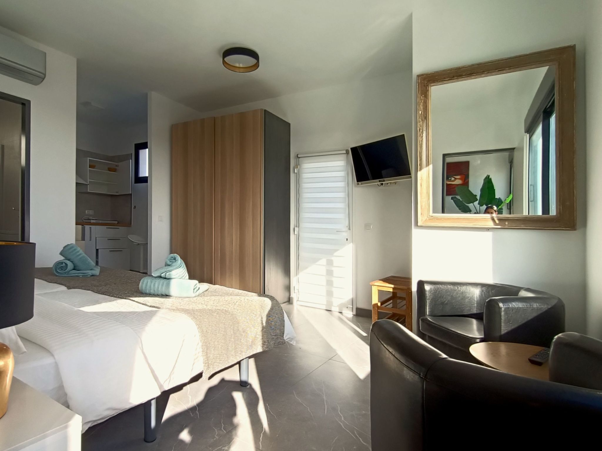 Atemberaubende Villa mit passender Aussicht-Image-tags.info