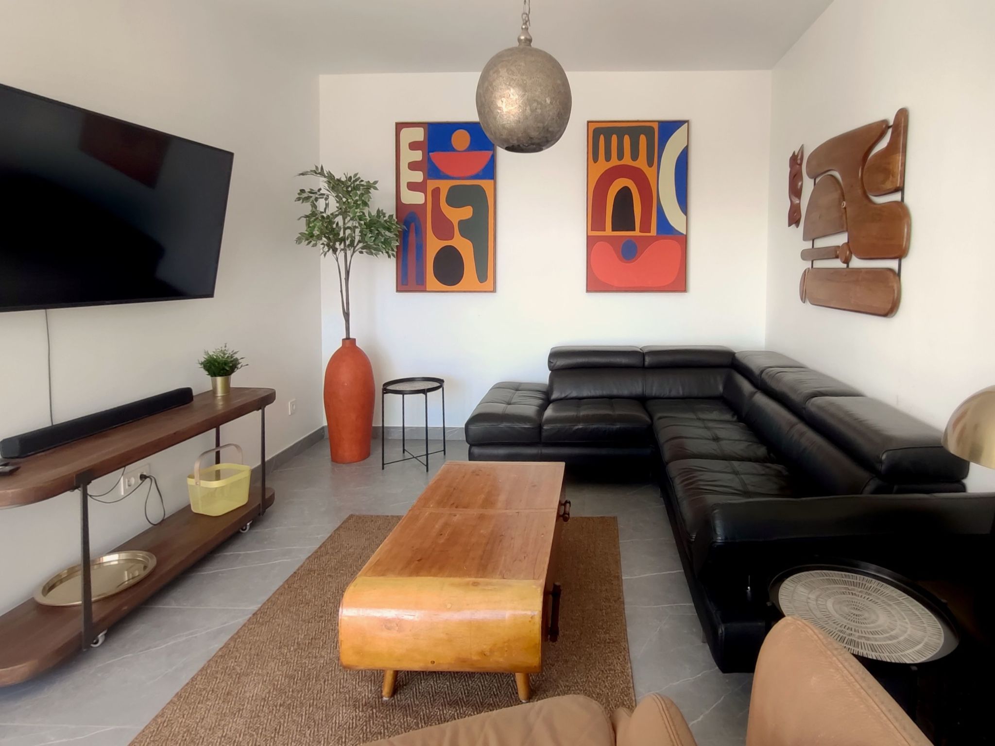 Atemberaubende Villa mit passender Aussicht-Image-tags.info