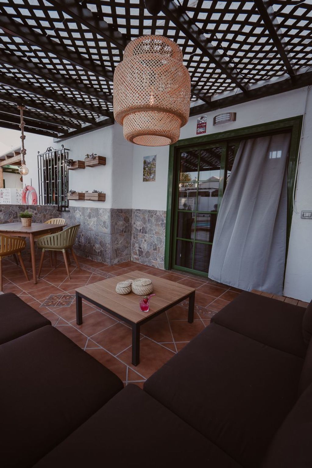 Ferienbungalow mit Grill, Garten und Terrasse-Inside