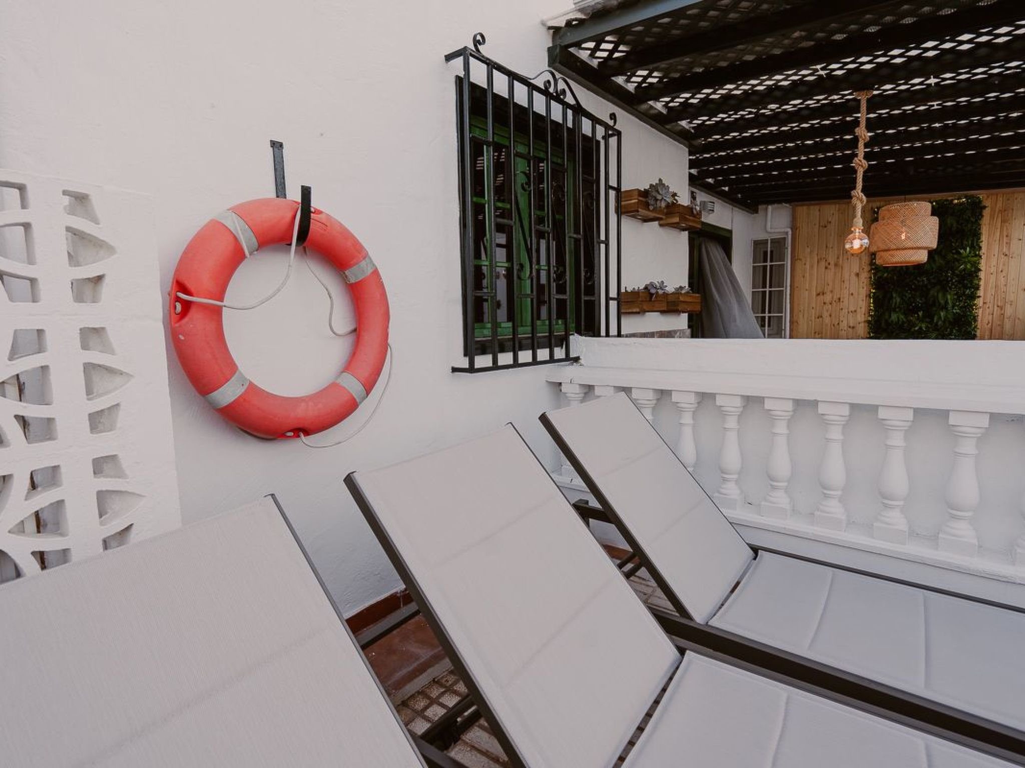 Ferienbungalow mit Grill, Garten und Terrasse-Inside