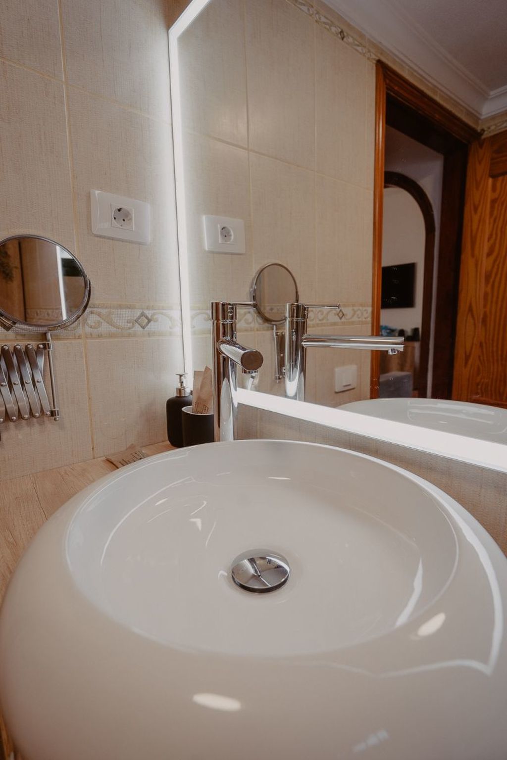 Ferienbungalow mit Grill, Garten und Terrasse-Inside