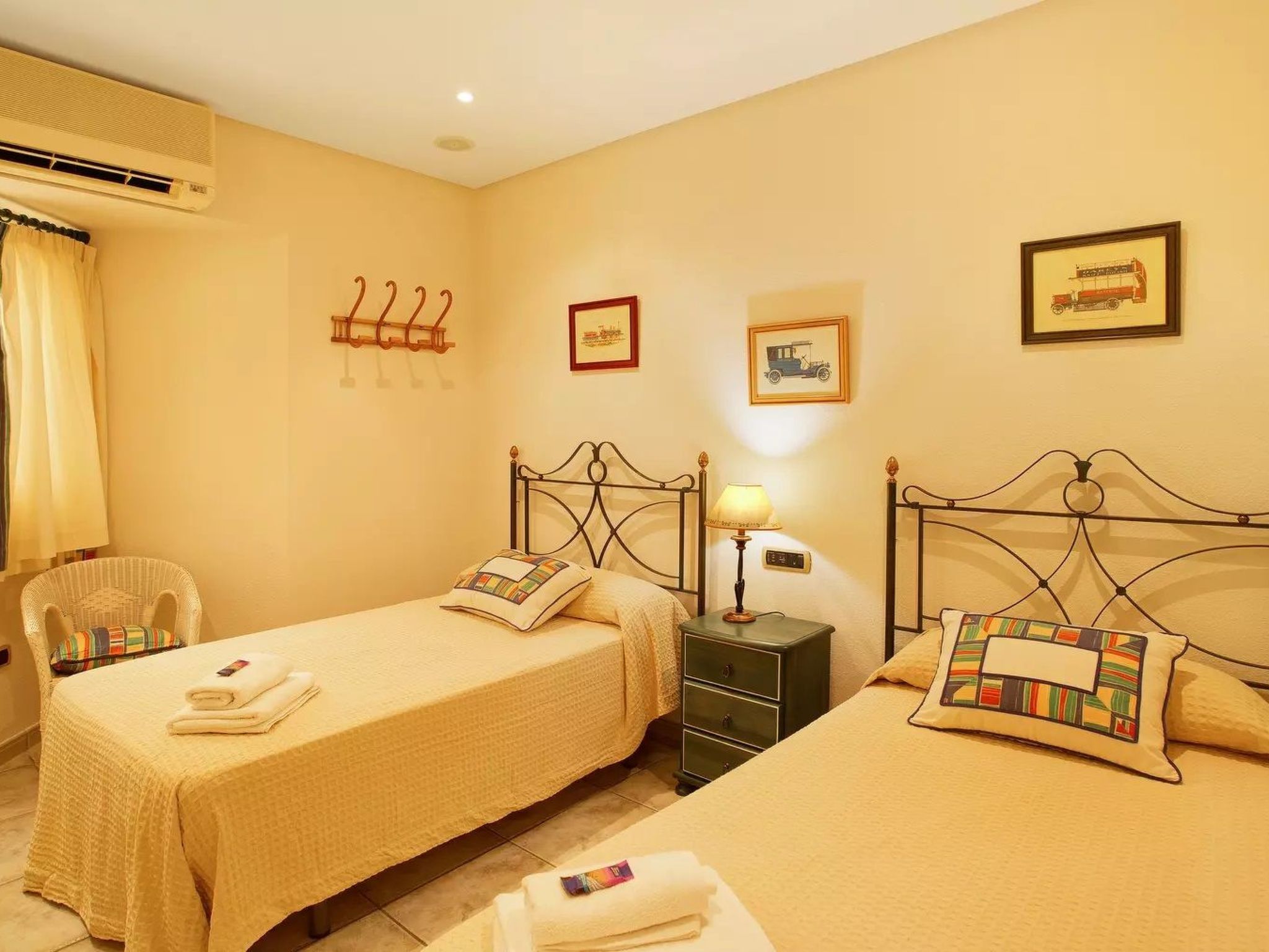 VCV Bungalow Belda-Image-tags.info