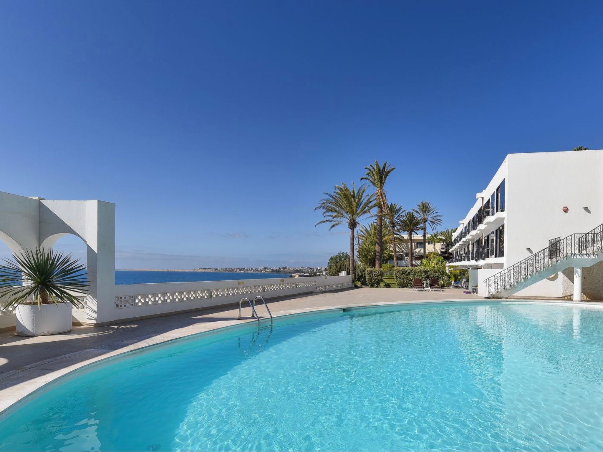 Wohnung mit Blick auf das Wasser-Outside