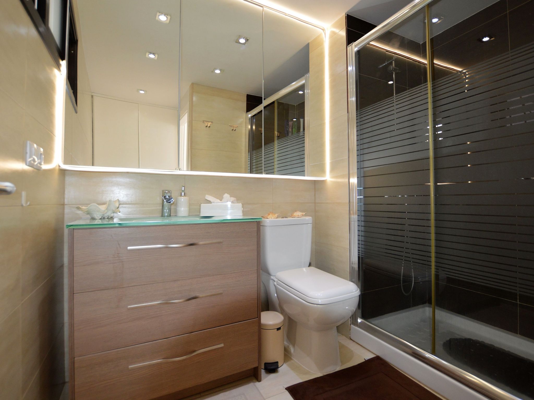 Photo of Wohnung mit Blick auf das Wasser