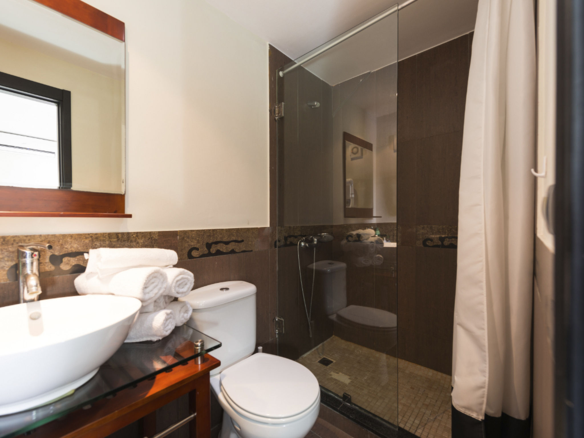 Photo of Schöne Wohnung Sun Club