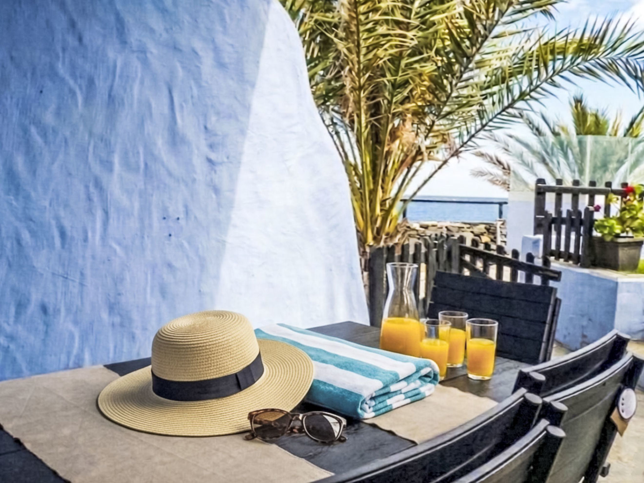 Drean on the Beach, erste Linie am Meer -Garten