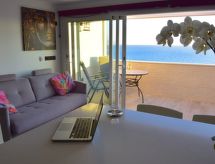 Traumwohnung mit Meerblick und Gemeinschaftspool