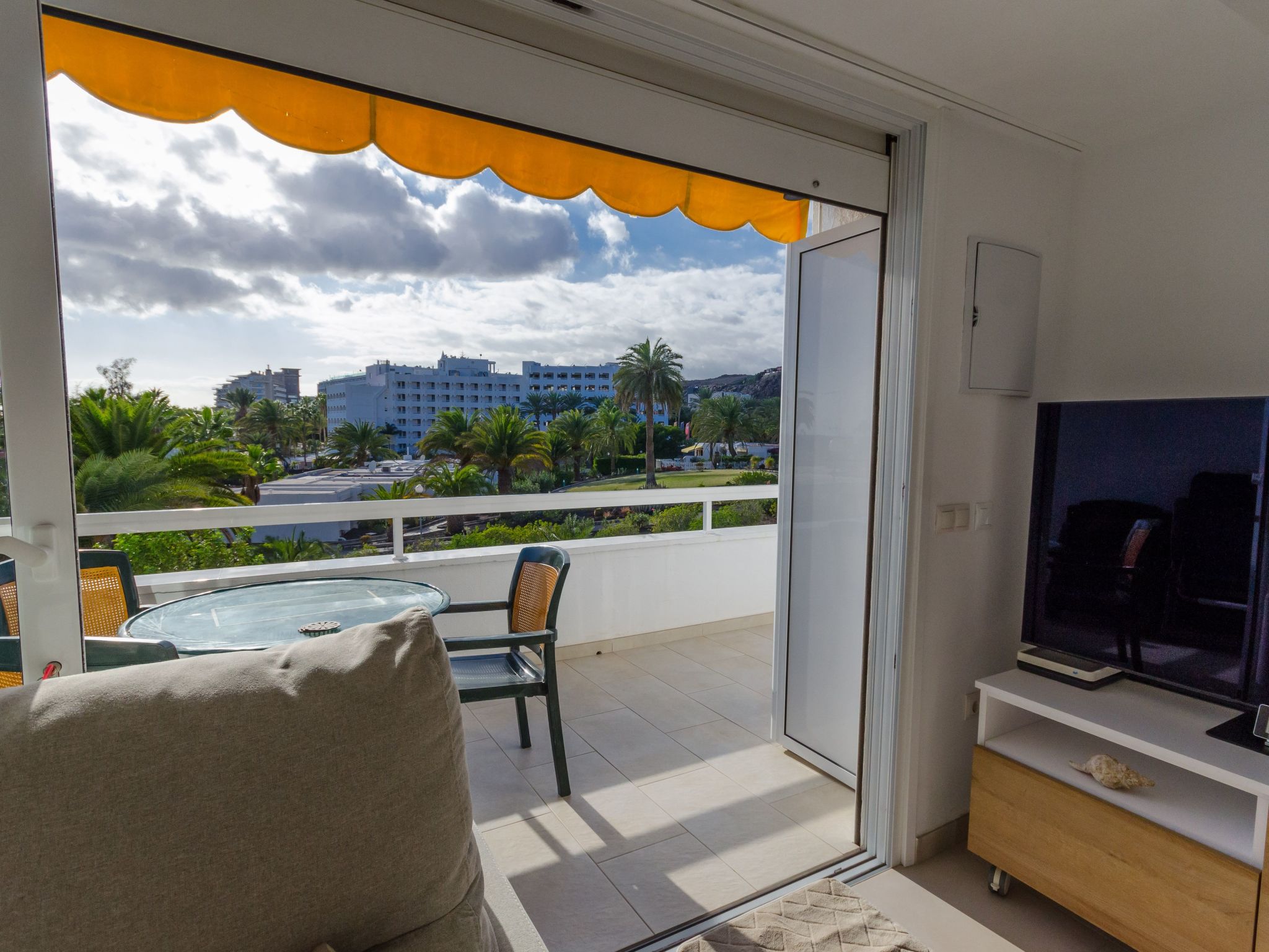 Photo of Terrassenwohnung mit zwei Schlafzimmern am Strand