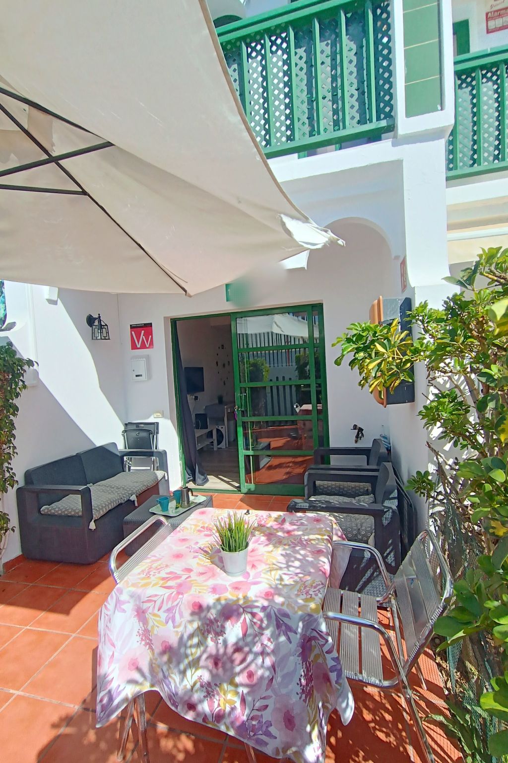 Photo of Bungalow Dunaflor mit Terrasse