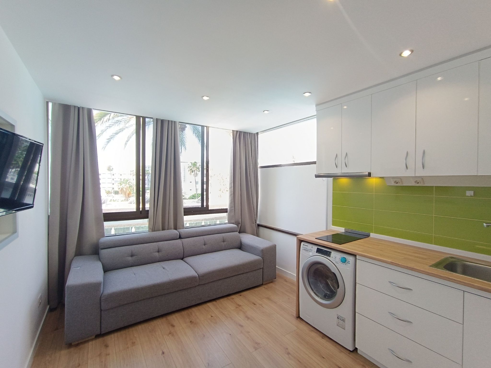 Photo of Koka Vacations 308 Playa del Inglés, Schwimmbad