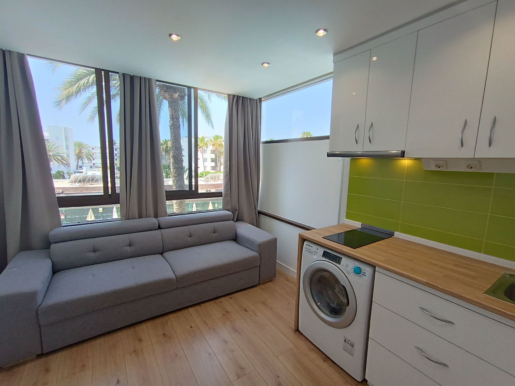 Photo of Koka Vacations 308 Playa del Inglés, Schwimmbad