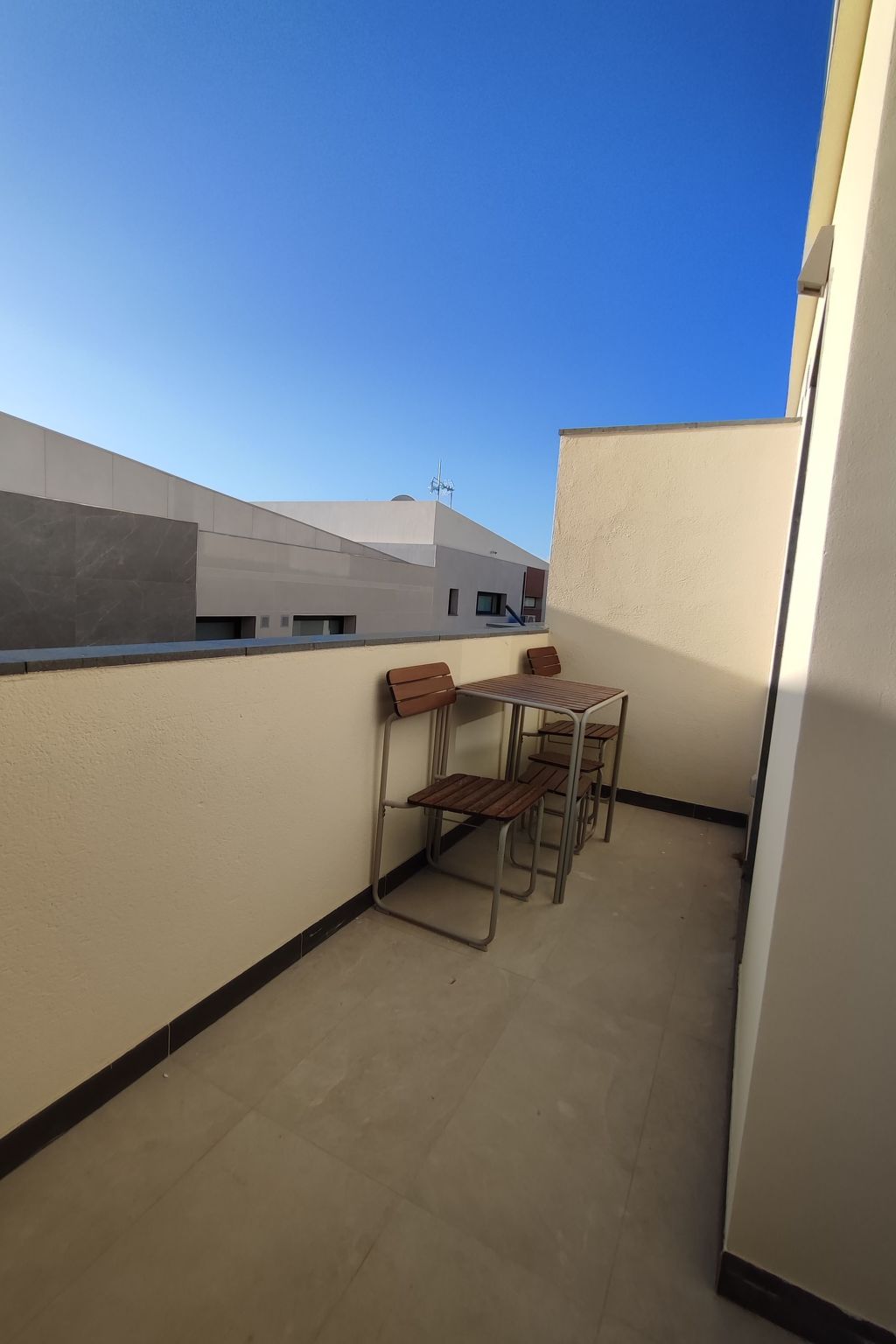 Luxuriöse Villa mit privatem Pool und Bergblick-Image-tags.info