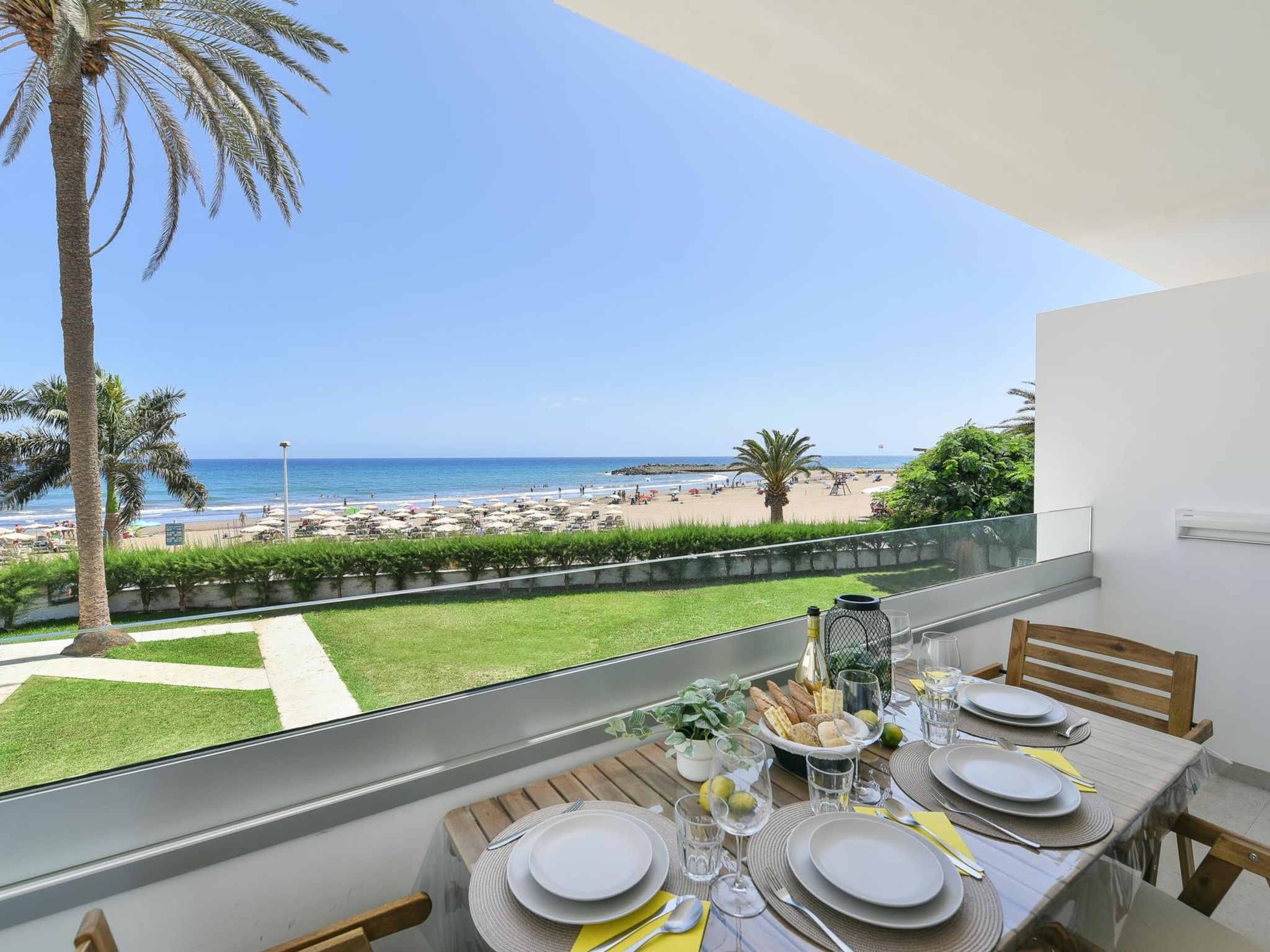 Photo of Beachfront Nasas 6 CD