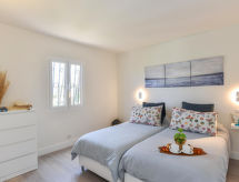 Moderne bungalow aan zee in San Agustín met verwarmd zwembad - thumbnail 4
