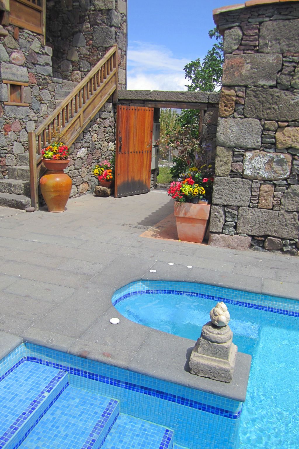 La Finca' Landhaus — Pool Outdoor (3 of 26)