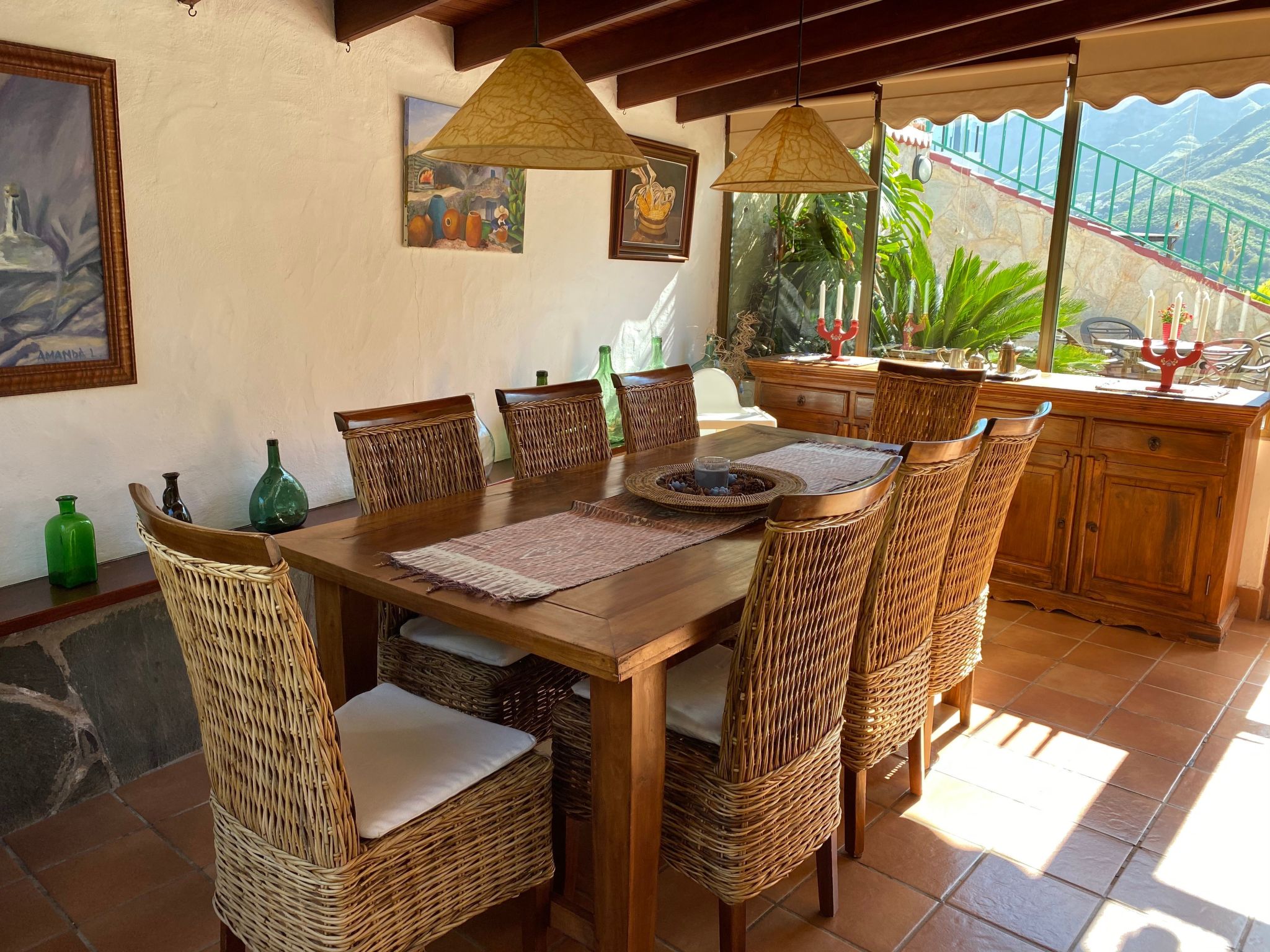 Haus mit Jacuzzi, Blick auf Berge, Meer und Entspannung-Binnen