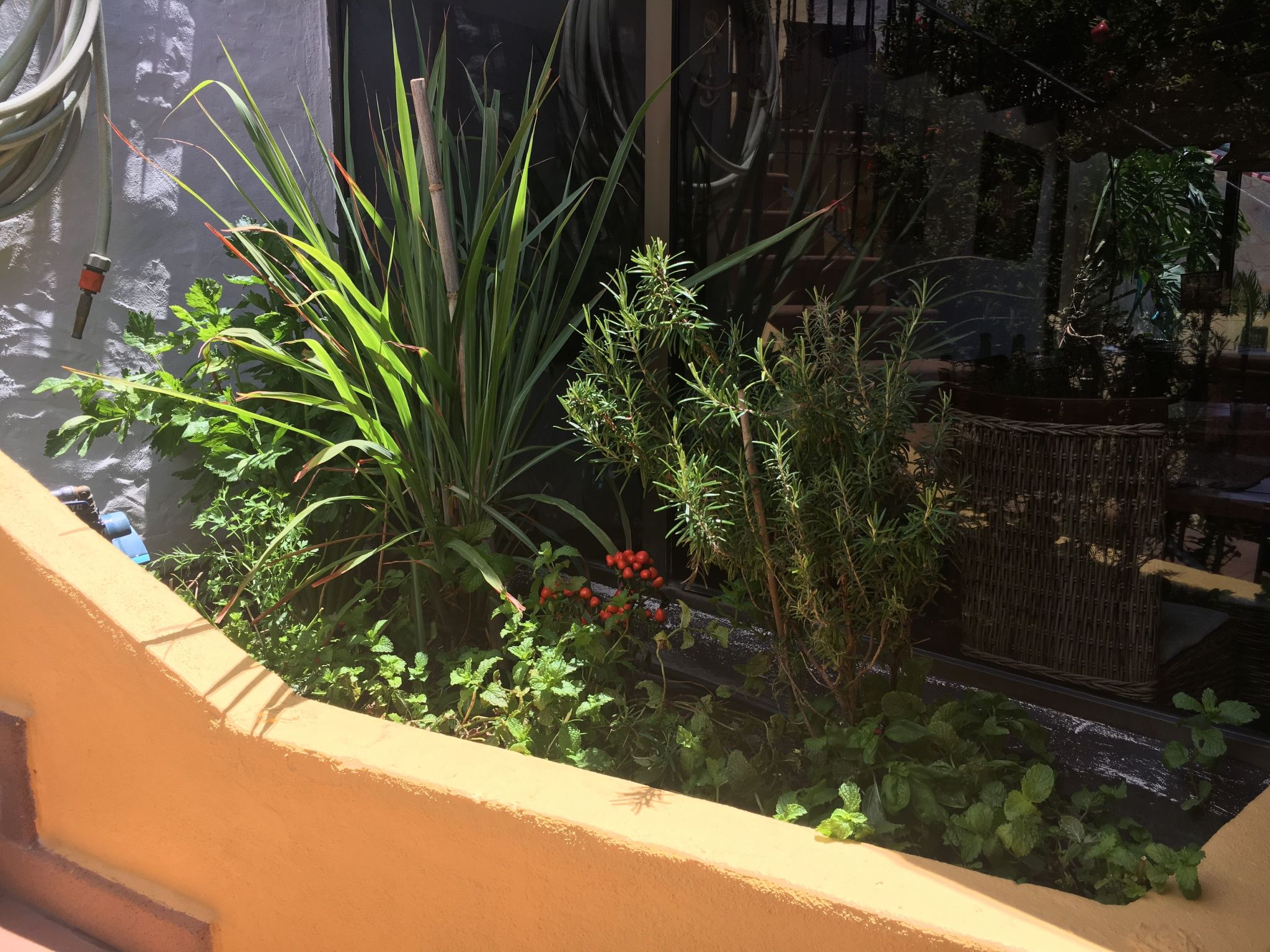 Haus mit Jacuzzi, Blick auf Berge, Meer und Entspannung-Binnen