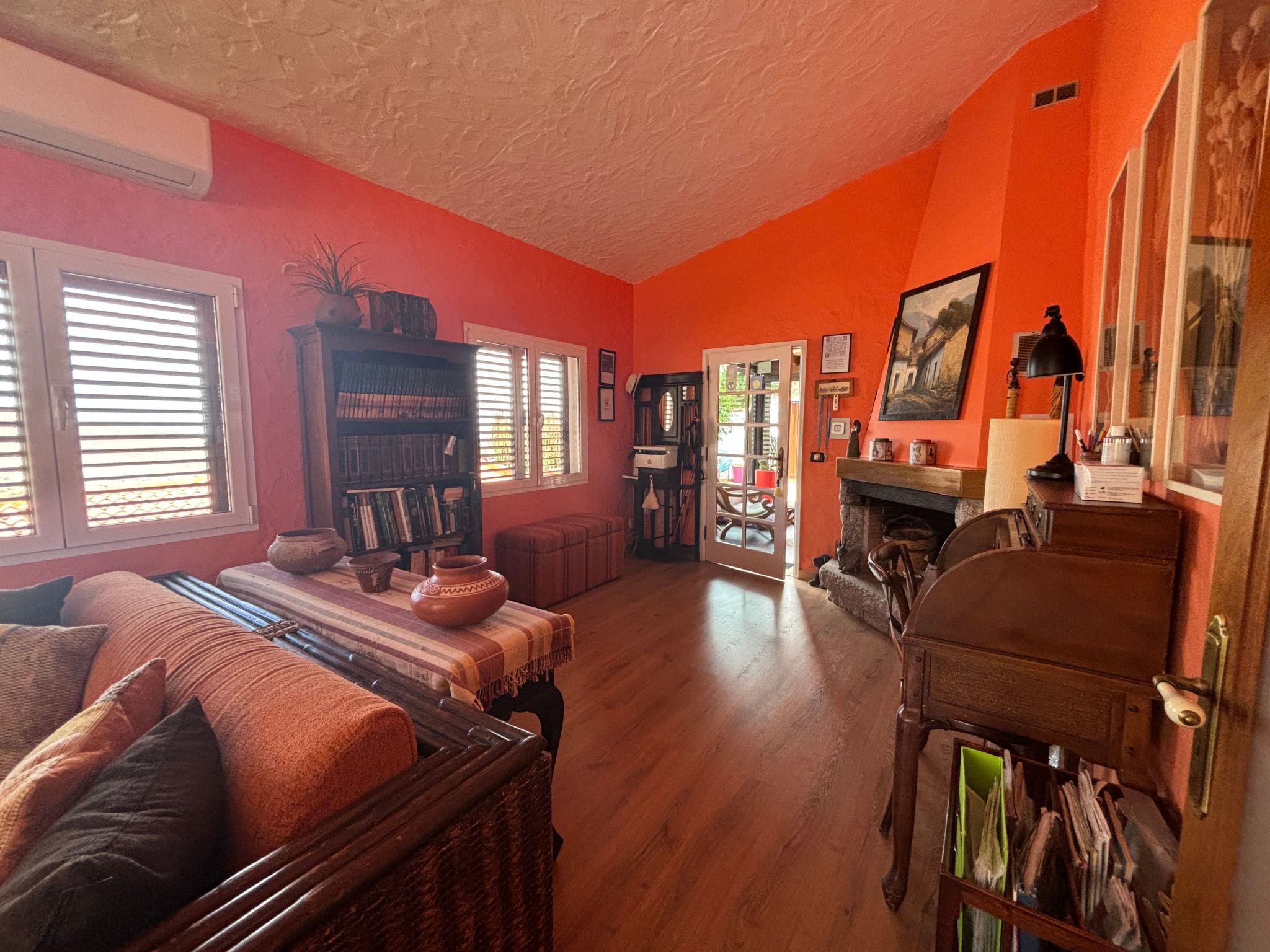 Haus mit Jacuzzi, Blick auf Berge, Meer und Entspannung