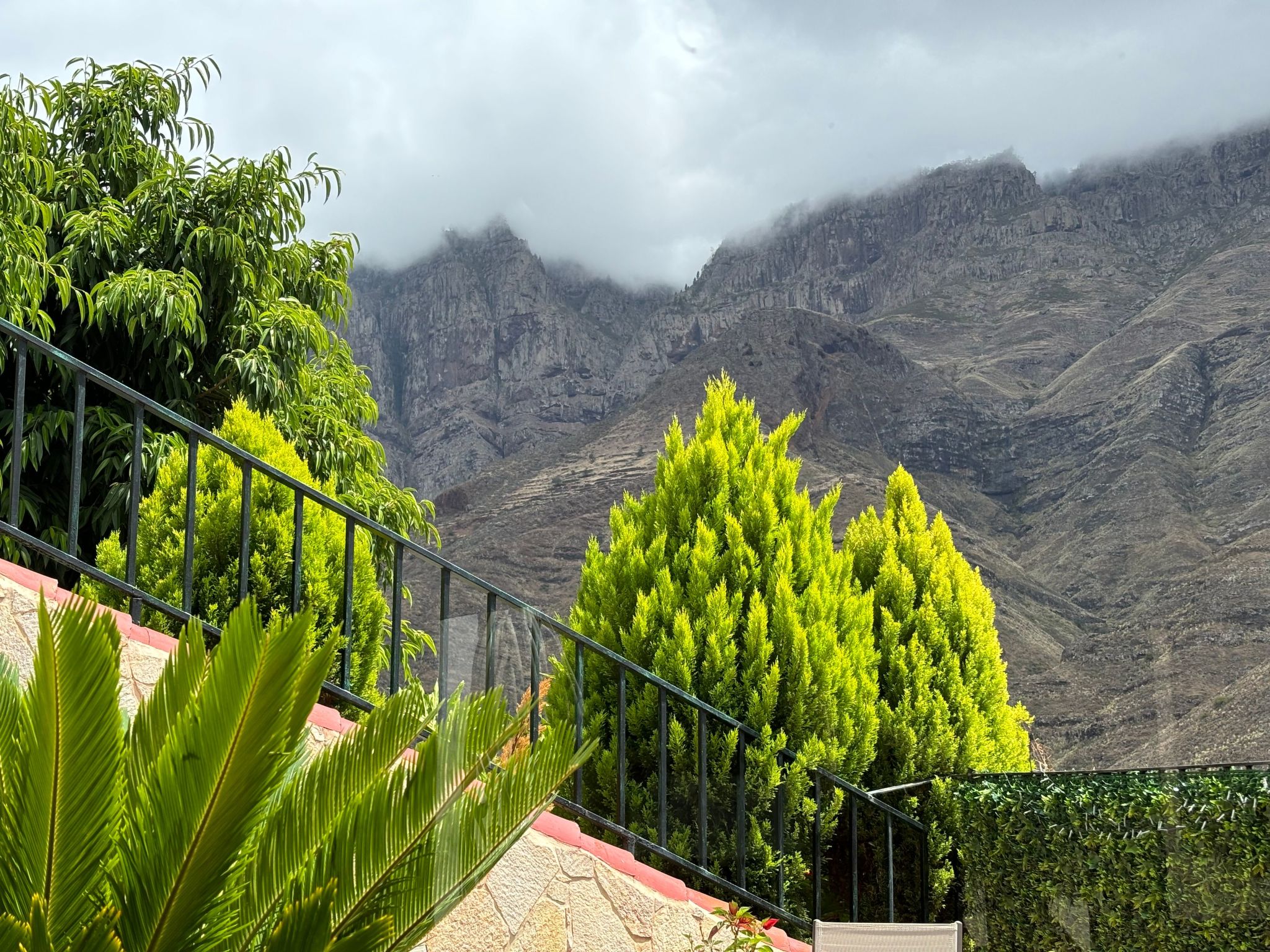 Haus mit Jacuzzi, Blick auf Berge, Meer und Entspannung-Binnen