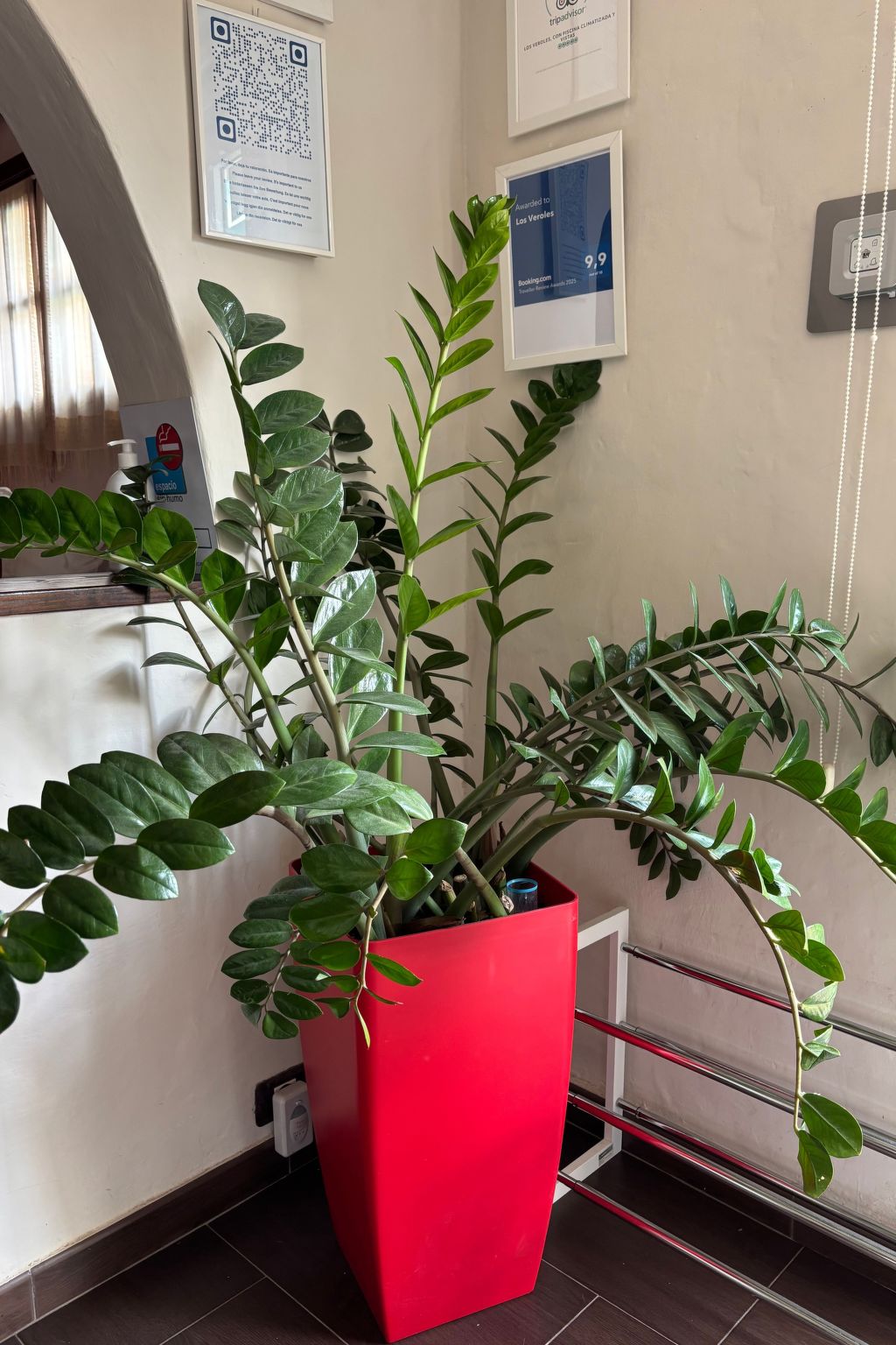 Haus mit beheiztem Schwimmbad, Berg- und Meerblick