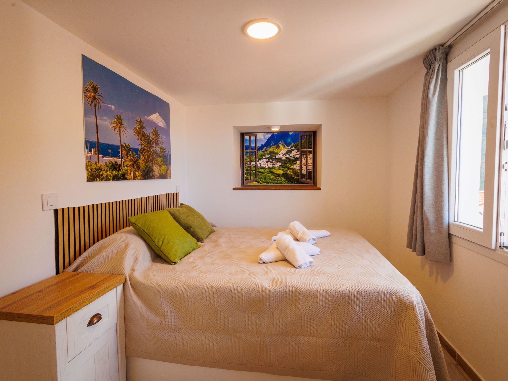 Casa del Puente-Inside