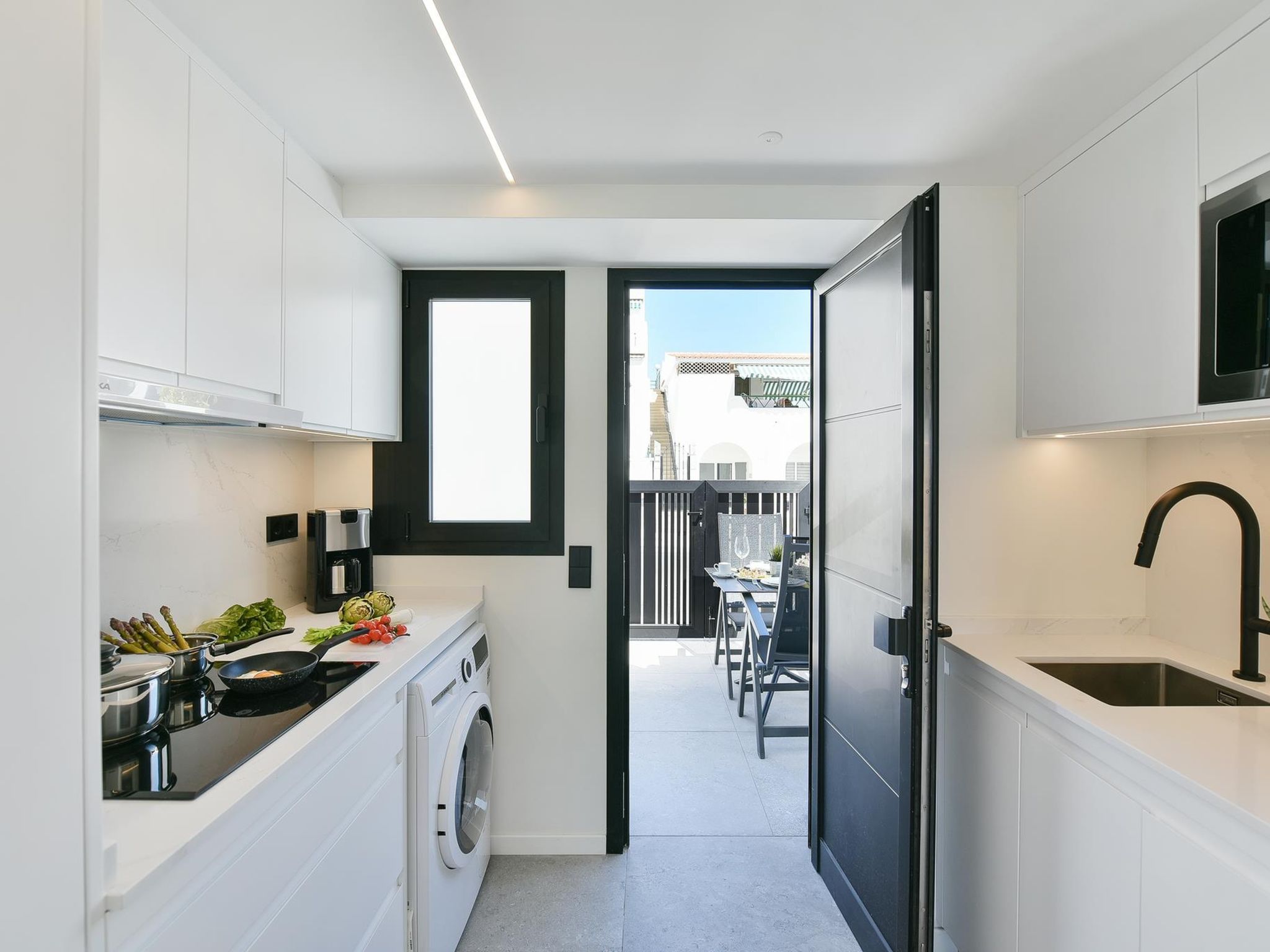 Kitchen / Dining Room