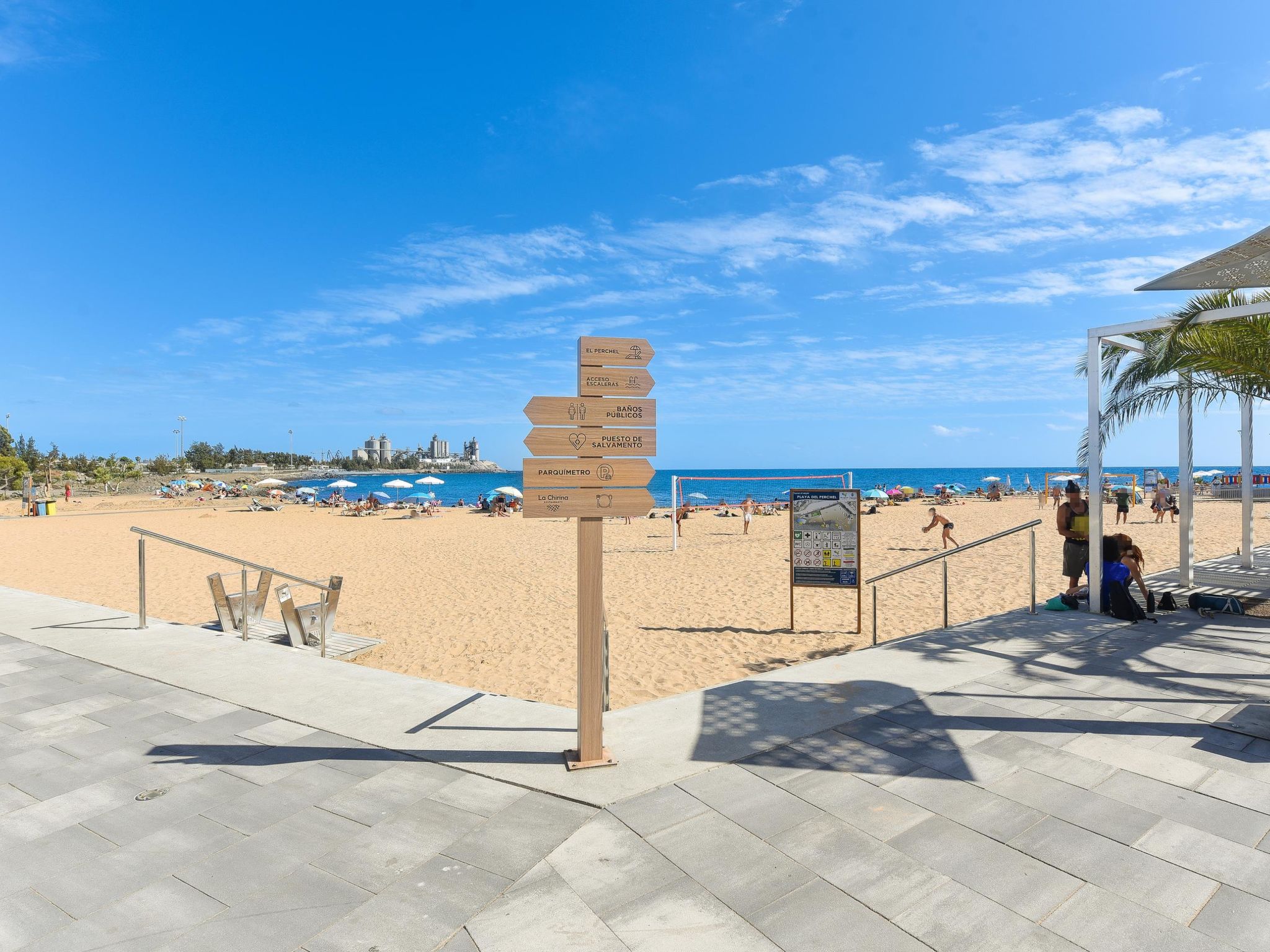 Photo of Los Canarios 527