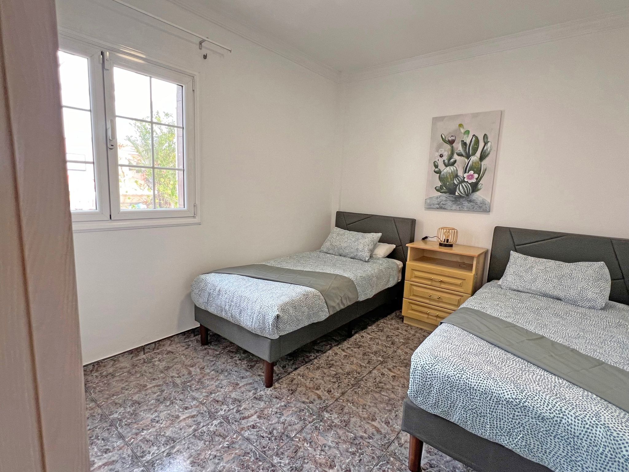 Villa "Esmeralda" mit Garten, Grill und Terrasse-Binnen