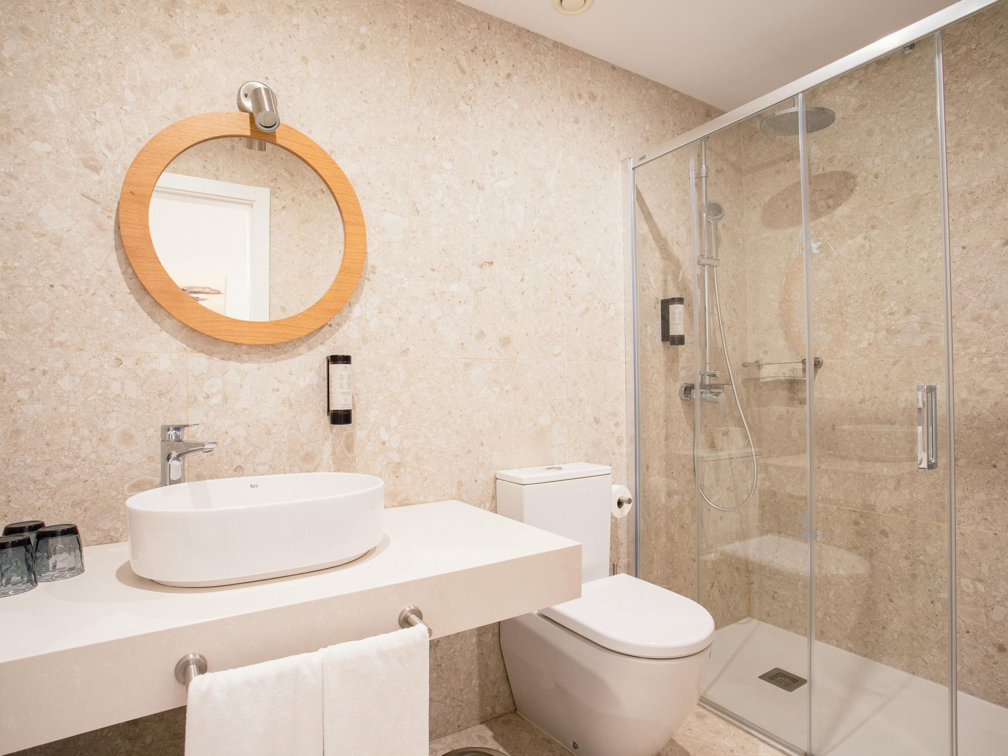 Villa mit Wasserblick-Inside