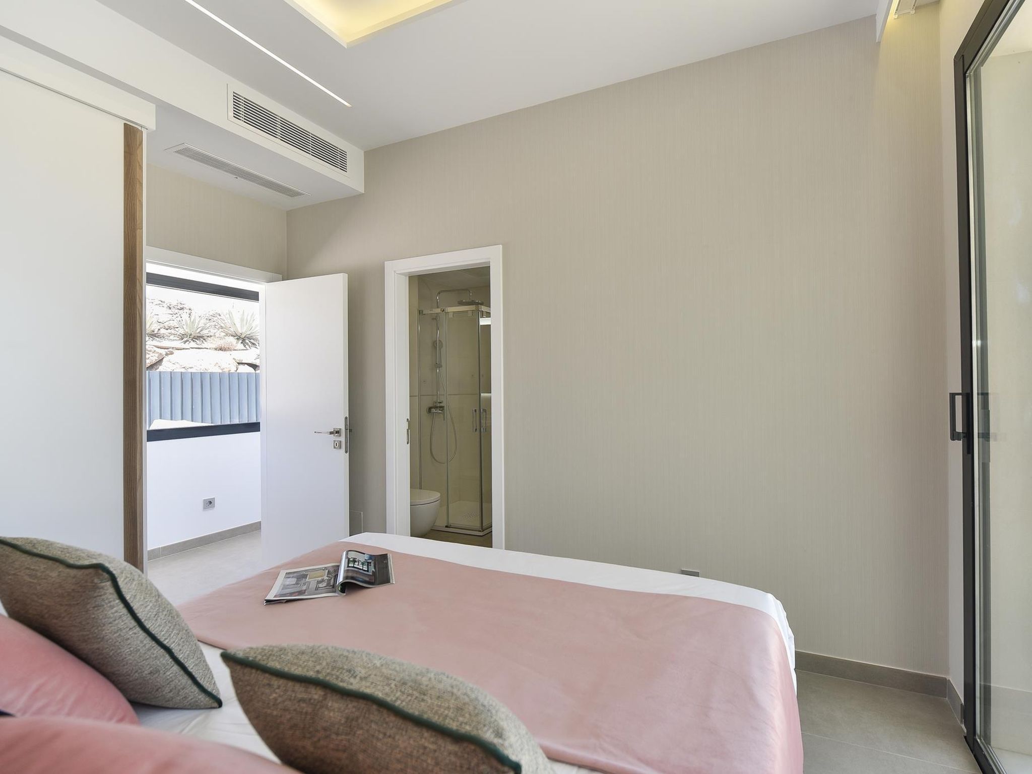 Photo of Sunset 12PAX