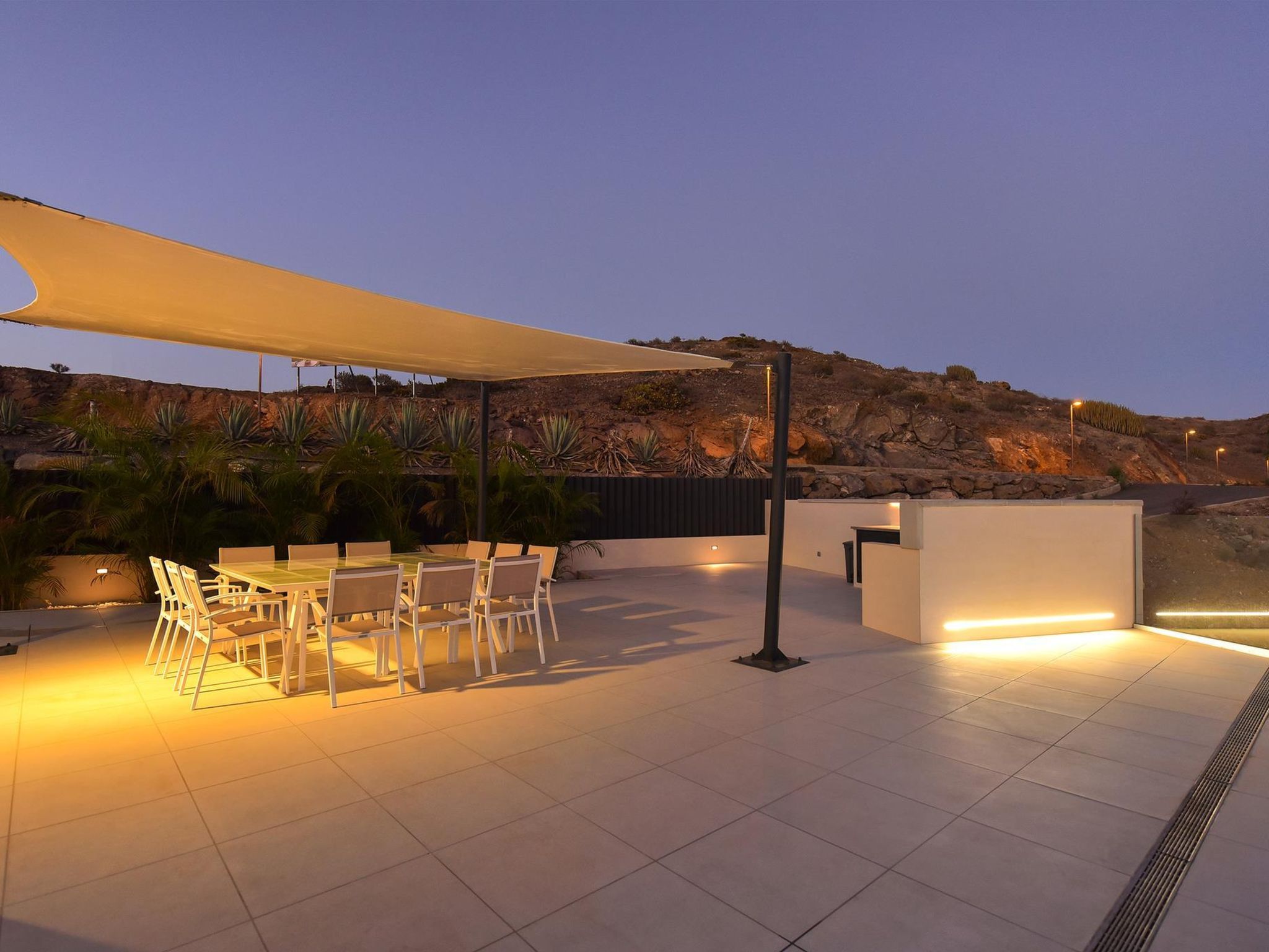 Photo of Sunset 12PAX