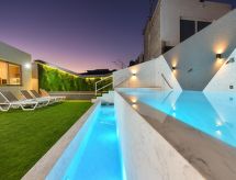 Villa Joviano: Moderne vrijstaande villa met privézwembad in El Salobre, Gran Canaria - thumbnail 5