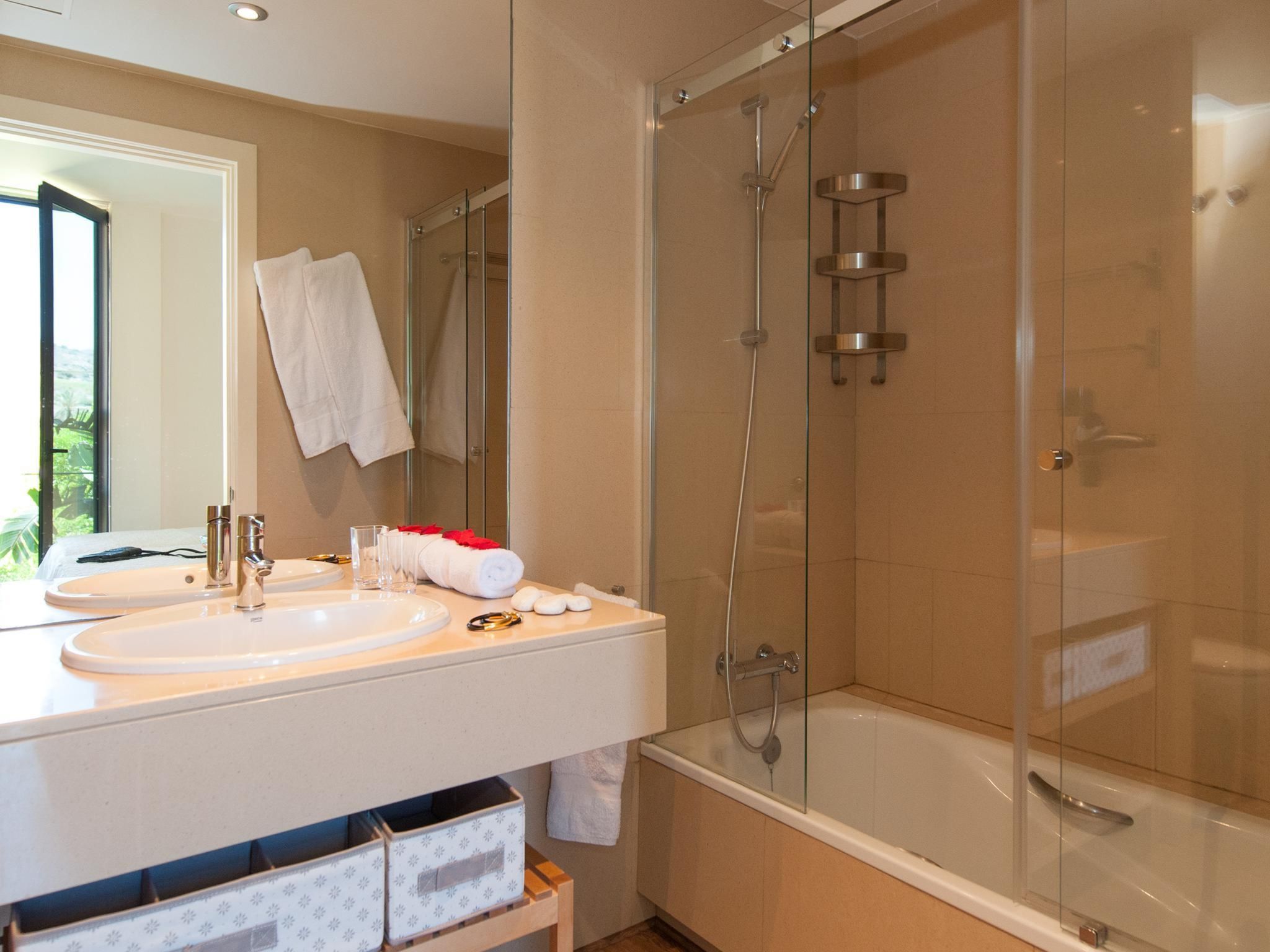 Photo of Los Lagos 20