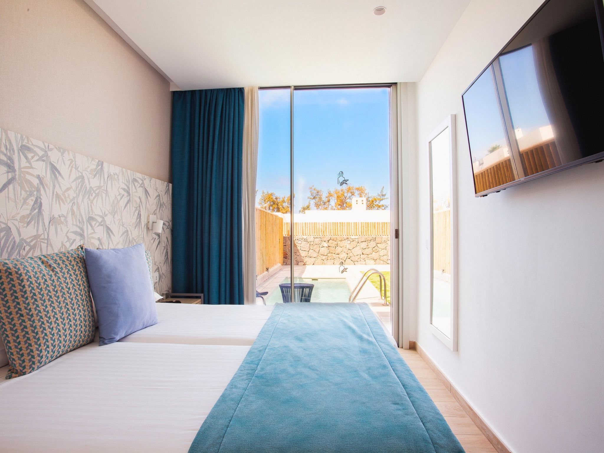 Photo of Deluxe-Cordial Santa Águeda