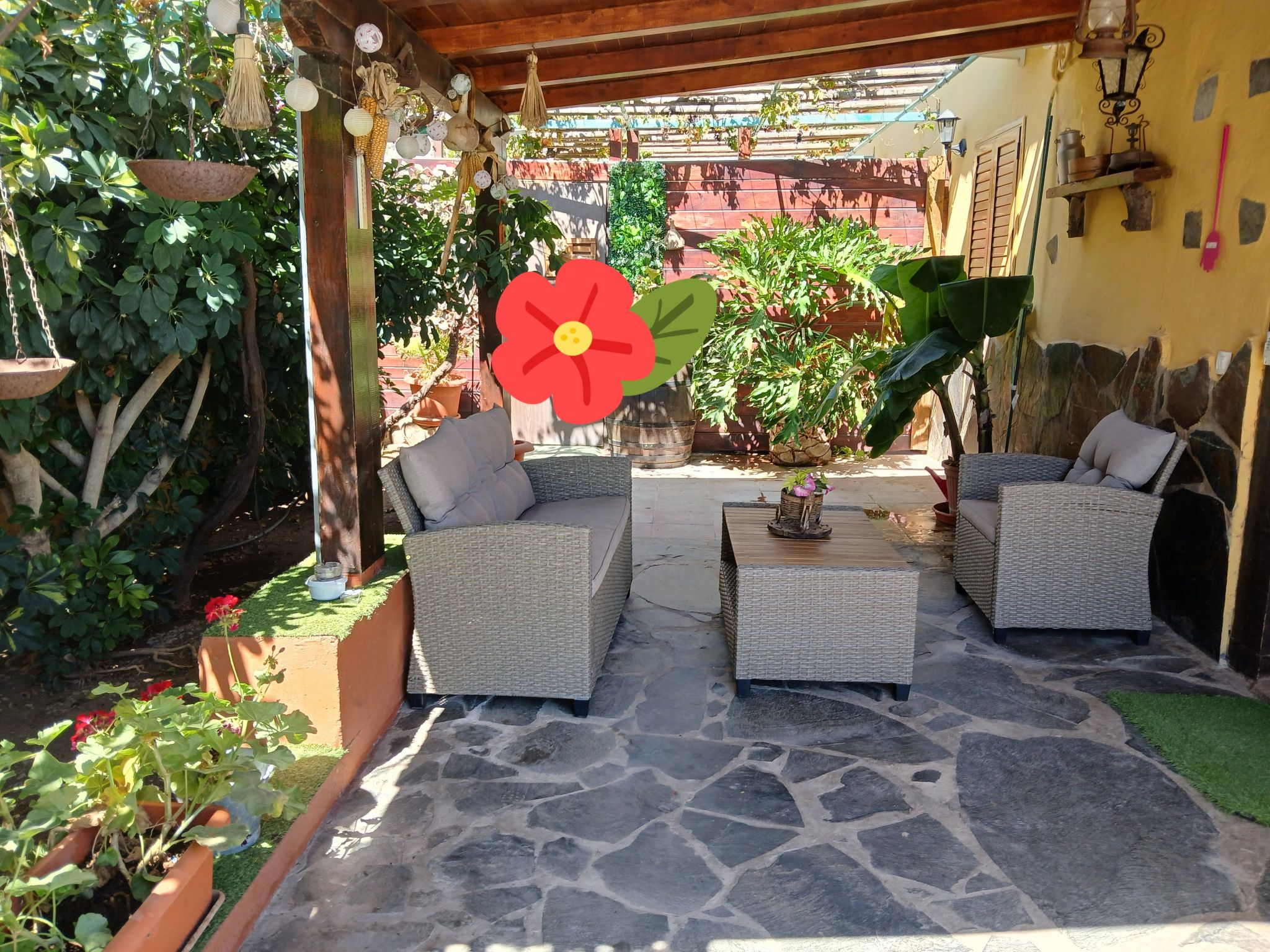 'La Almendra' mit Terrasse