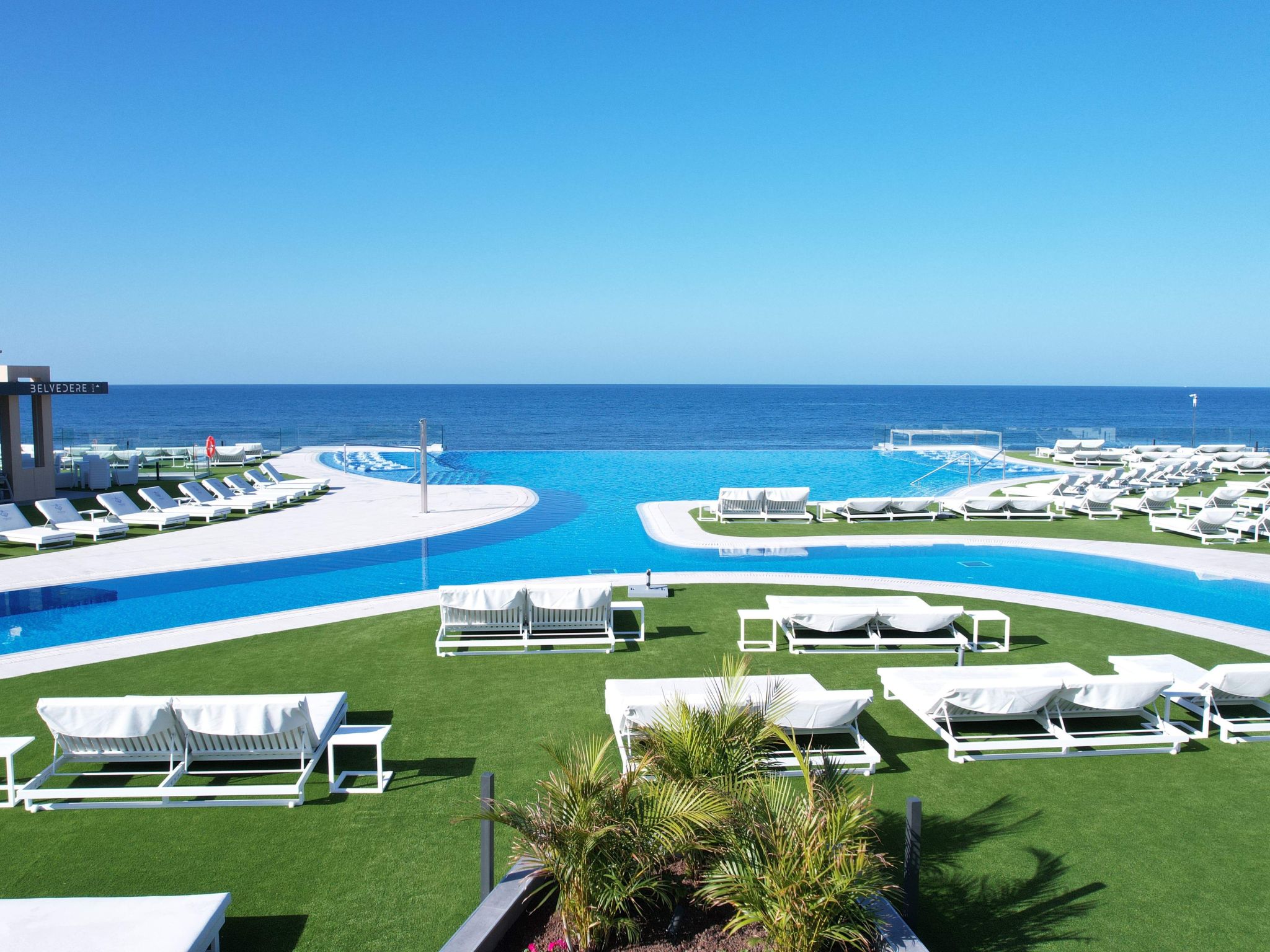 Villa mit Wasserblick-Inside