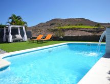 Villa met privézwembad en Balinese sferen in San Bartolomé de Tirajana - thumbnail 1
