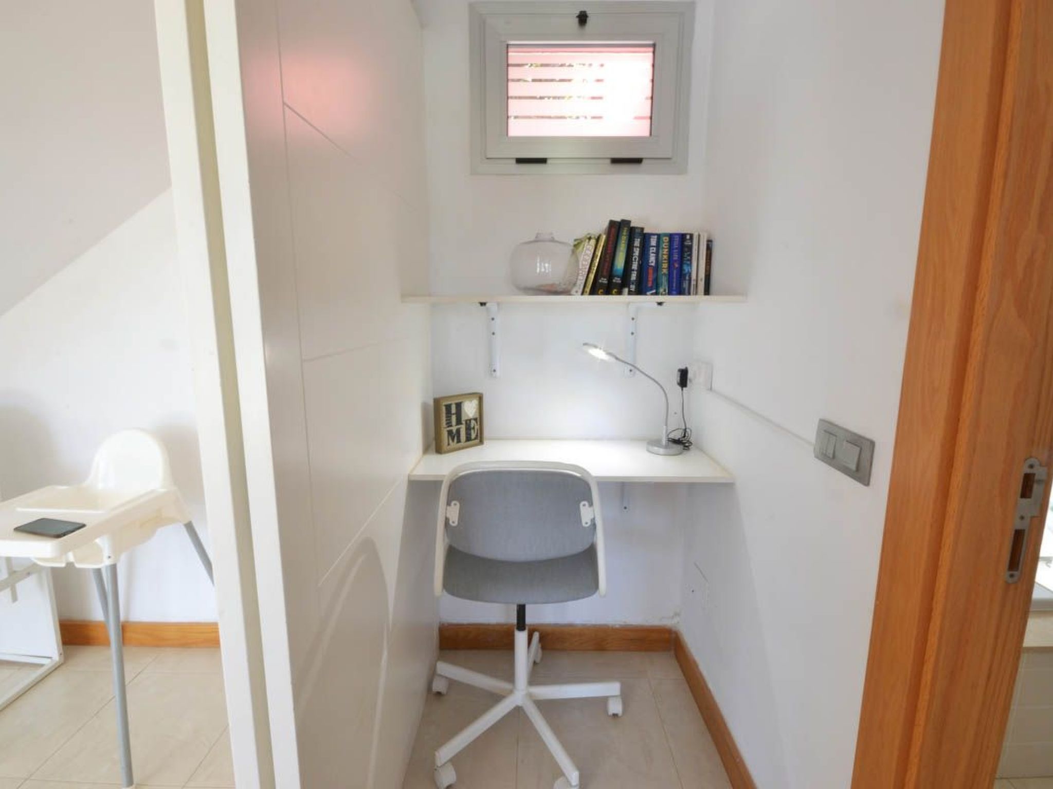 Photo of Villa für 4 Personen mit Schwimmbad und balinesischem Bett V03GC