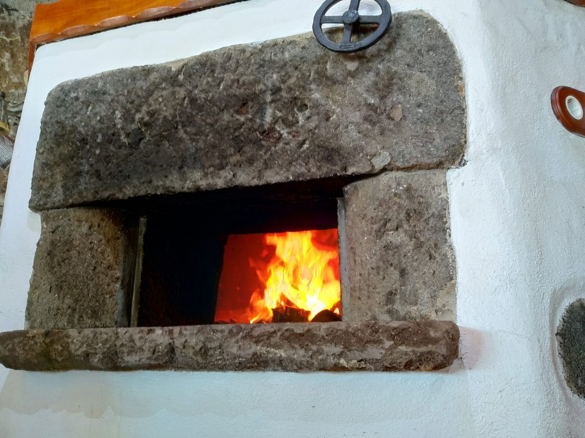 Villa Lucas mit Gartenterrasse und Schwimmbad-Binnen