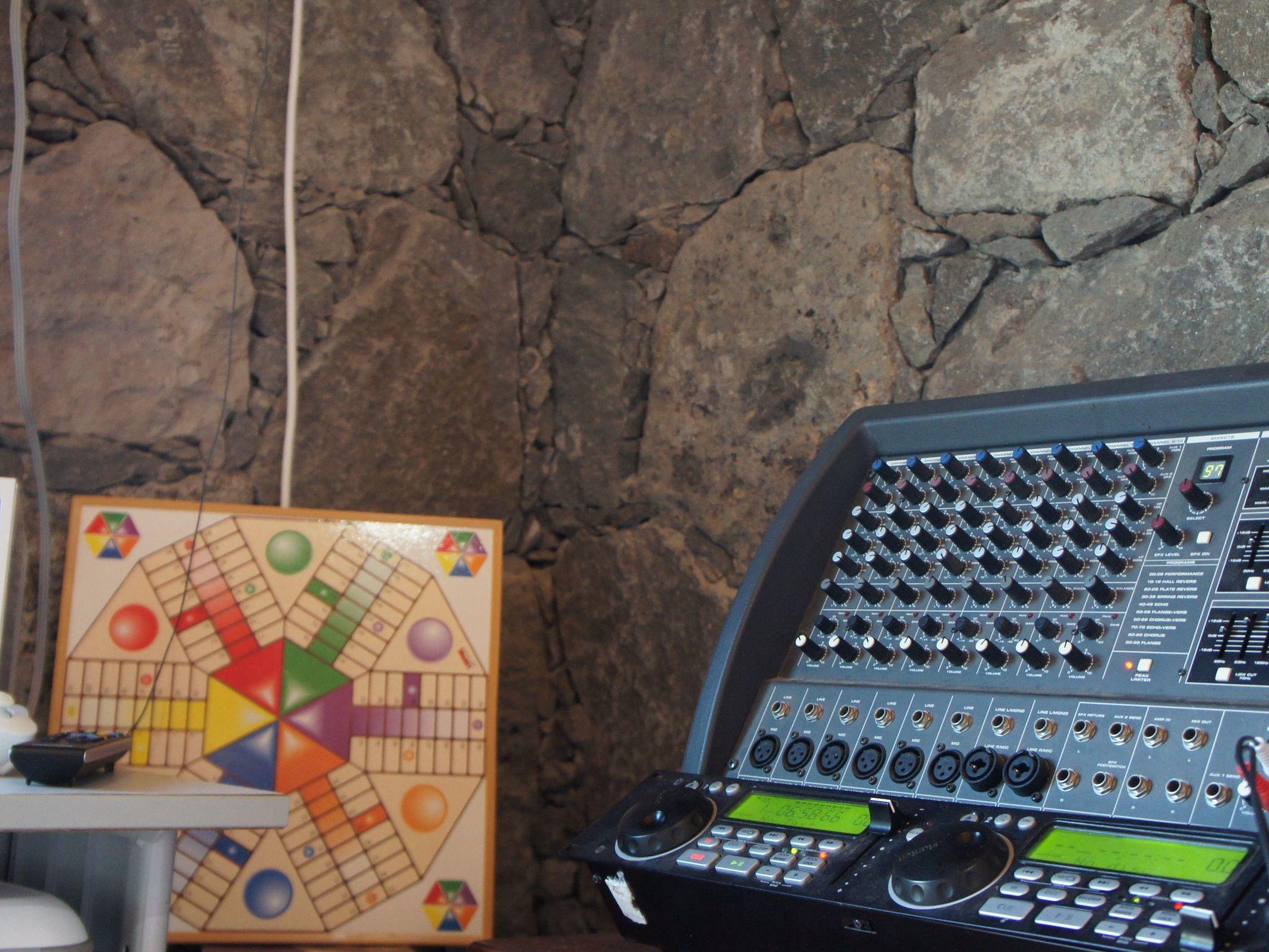 Villa Lucas mit Gartenterrasse und Schwimmbad-Binnen