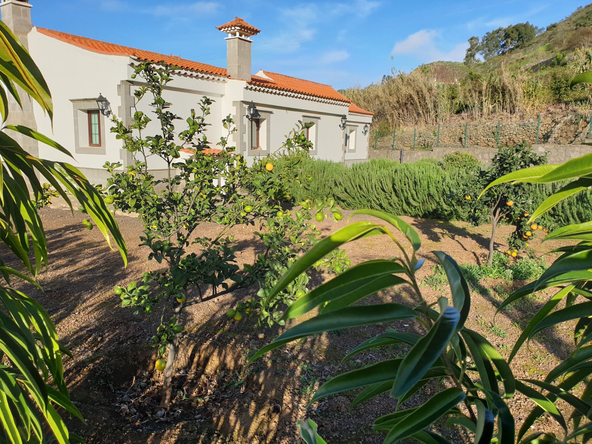 Villa Lucas mit Gartenterrasse und Schwimmbad-Binnen