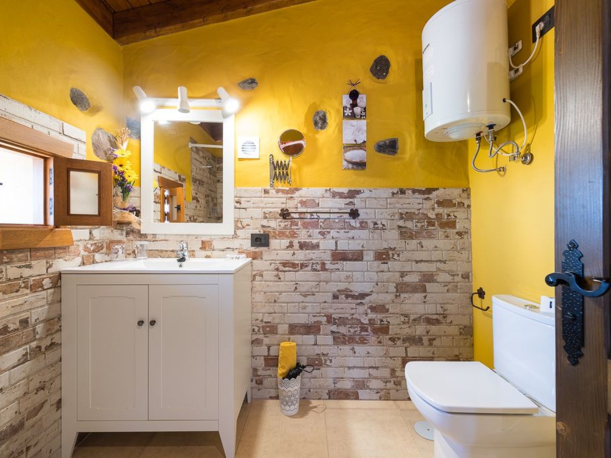 Mit Pool-Image-tags.info